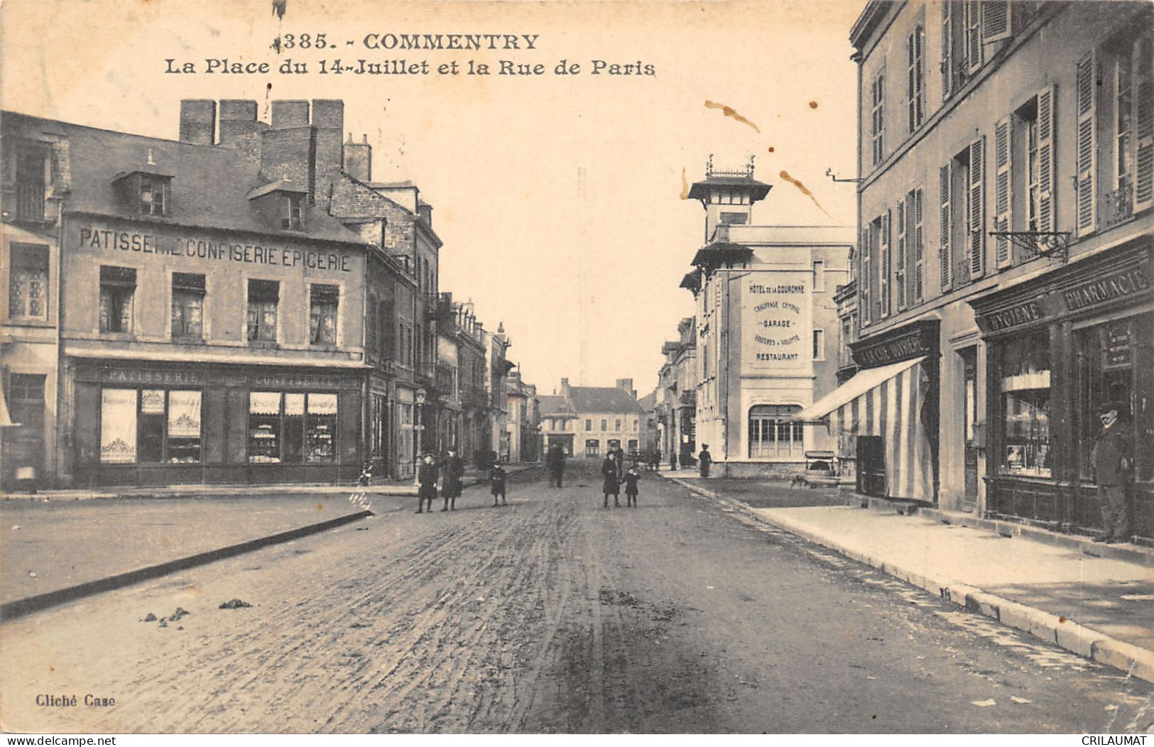 03-COMMENTRY-PLACE DU 14 JUILLET-ANIMEE-N°6027-B/0215 - Commentry