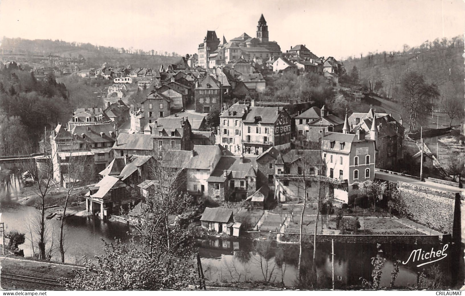 19-UZERCHE-VUE GENERALE-N°6027-G/0329 - Uzerche