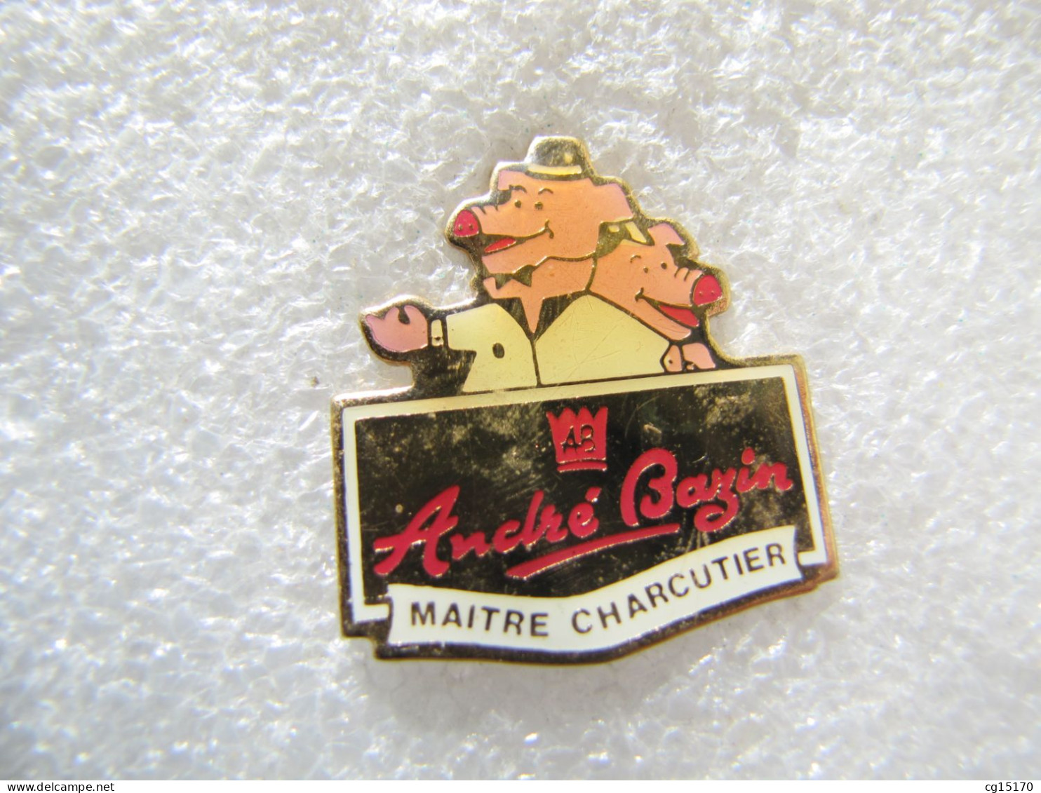 PIN'S   COCHON ANDRÉ BAZIN  CHARCUTIER - Animales