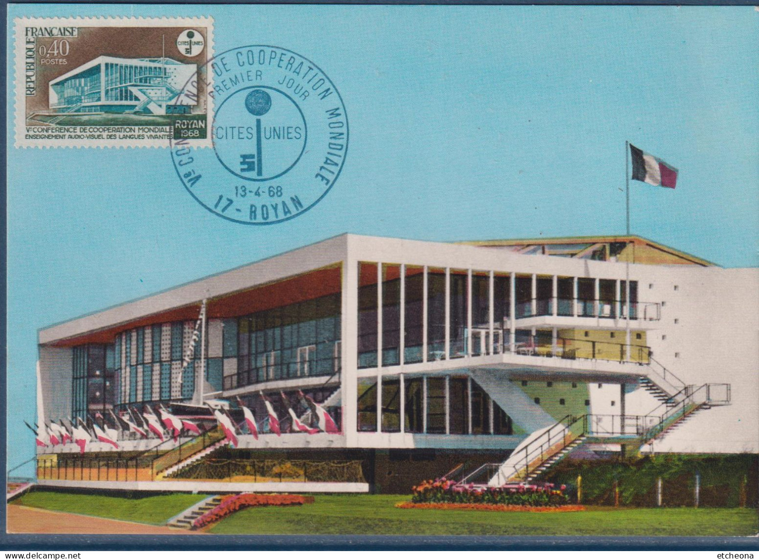 5ème Conférence De Coopération Mondiale Cités Unis Royan 13.04.68 N°1554 Carte 1er Jour Palais Des Congrès - 1960-1969