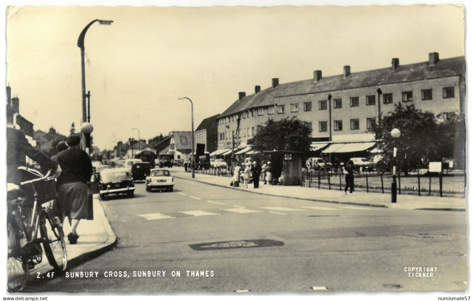 CPSM SUNBURY ON THAMES - Sunbury Cross - Year 1967 - Surrey