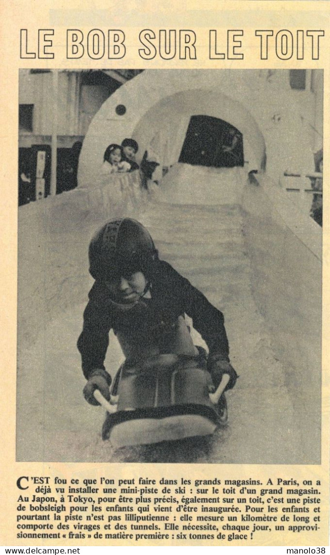 Japon. Piste De Bobsleigh Sur Un Toit D'un Grand Magasin à Tokyo. Luge. 1970. - Pubblicitari