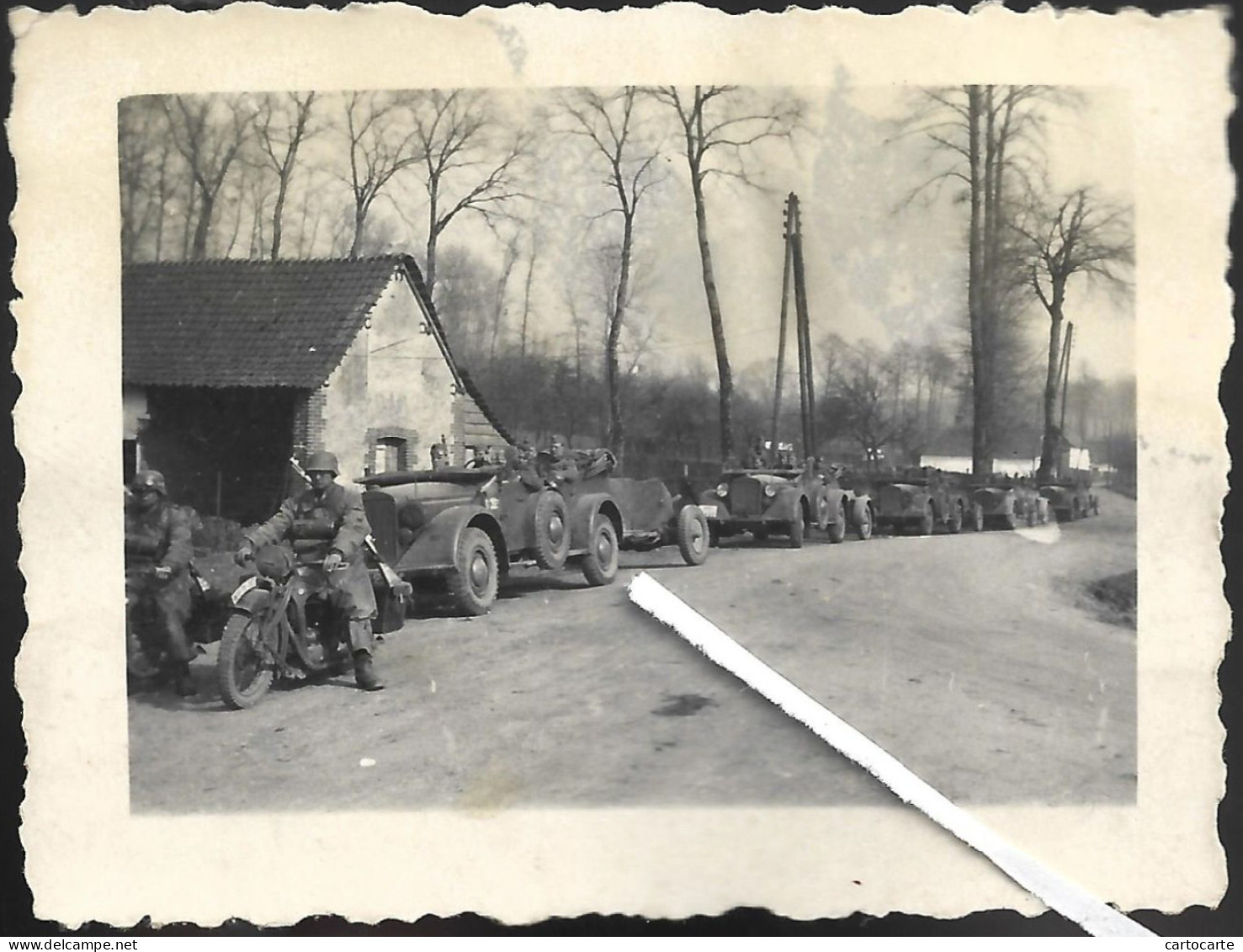 MIL 483 0424 WW2 WK2 CAMPAGNE DE FRANCE   SOLDATS ALLEMANDS EN ROUTE VERS PARIS  1940 - Guerre, Militaire