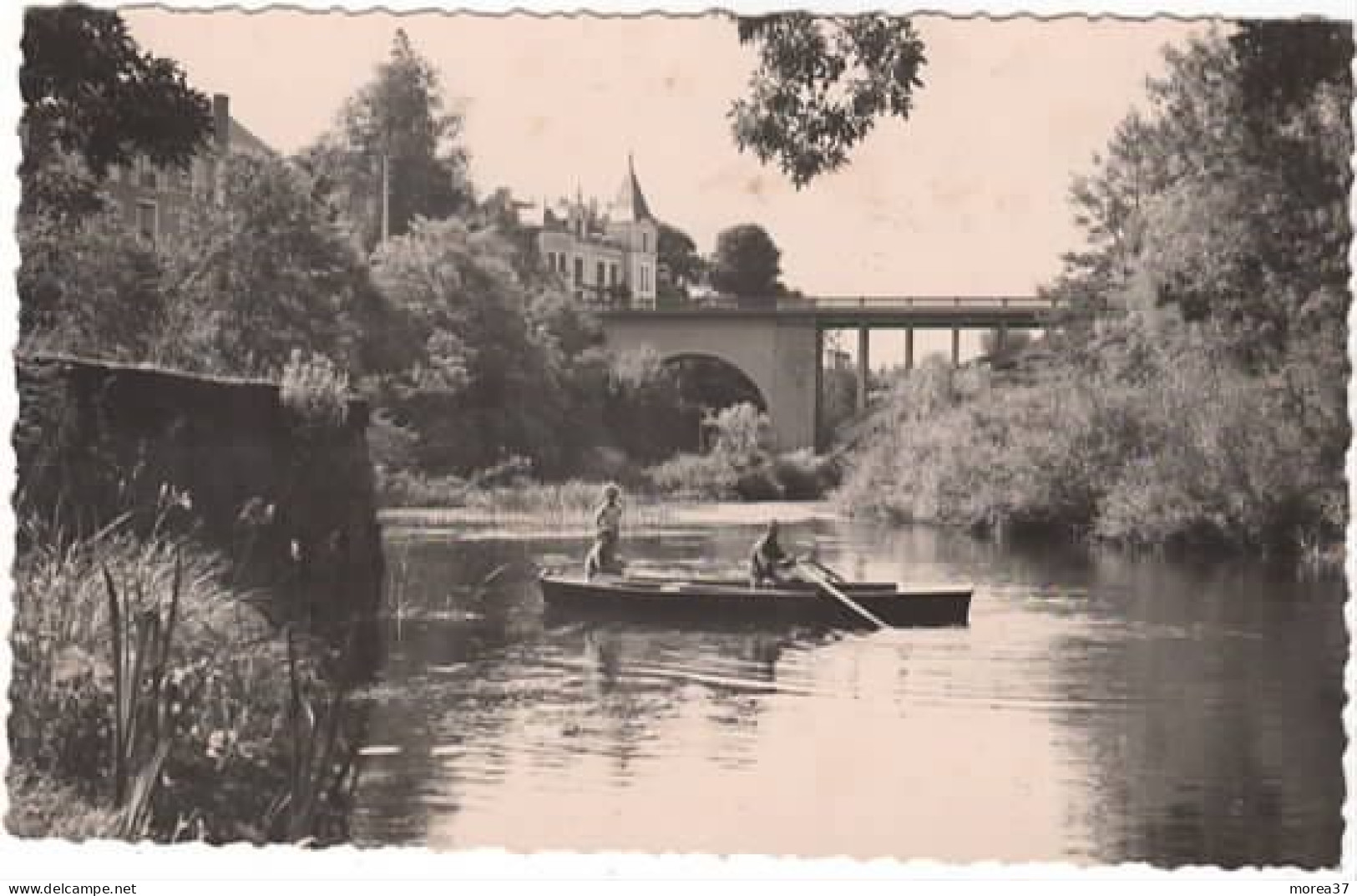 LA ROCHE POSAY   Vue Sur La Creuse - La Roche Posay