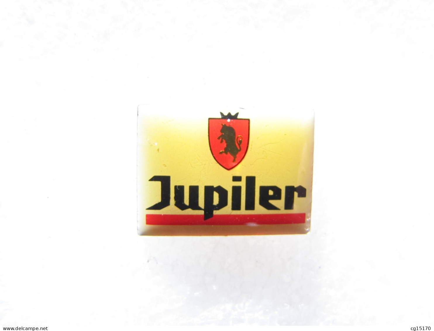 PIN'S    BIÈRE  JUPILER - Birra
