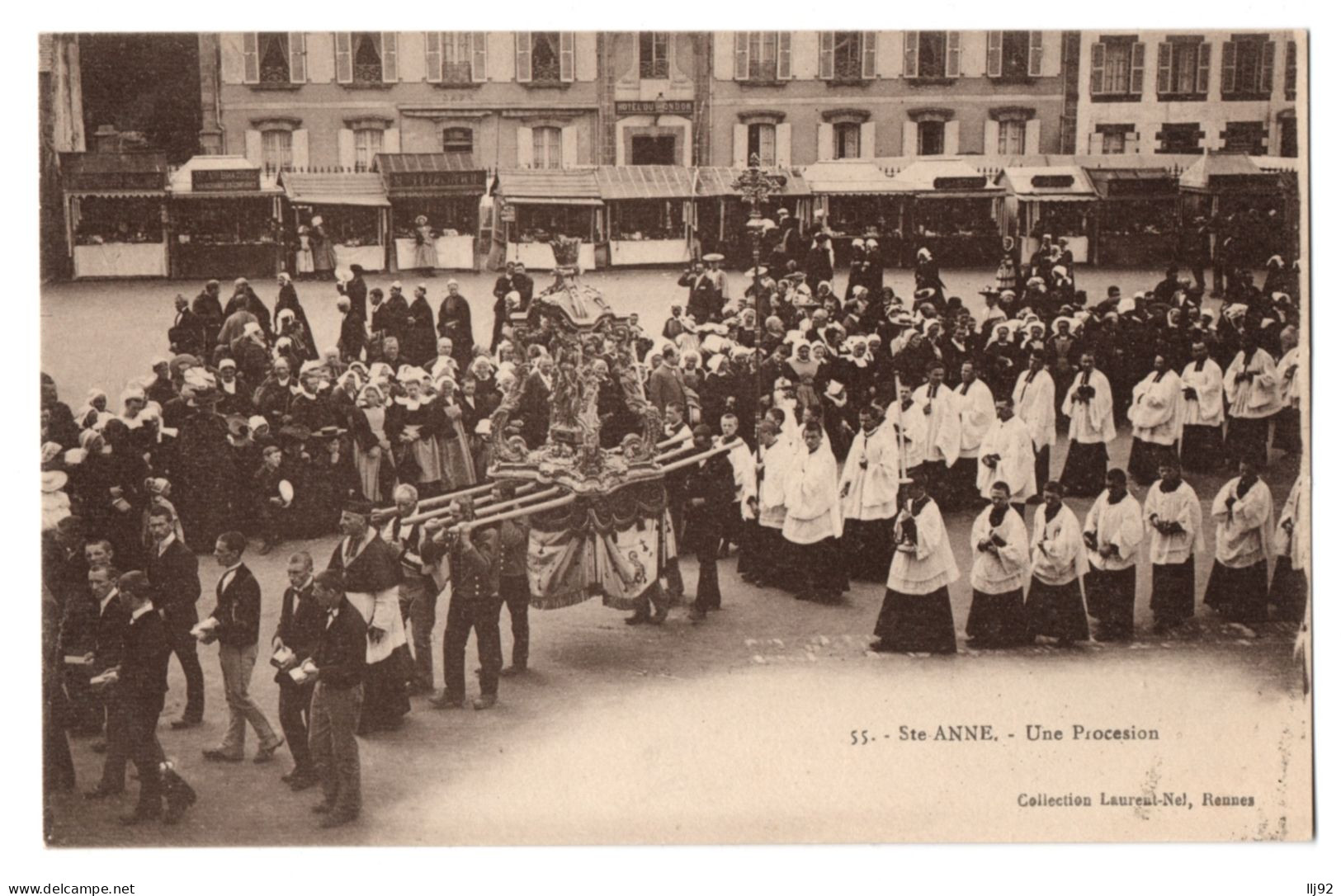 CPA 56 - SAINTE ANNE D'AURAY (Morbihan) - 55. Une Procession - Ed. Laurent Nel - Sainte Anne D'Auray