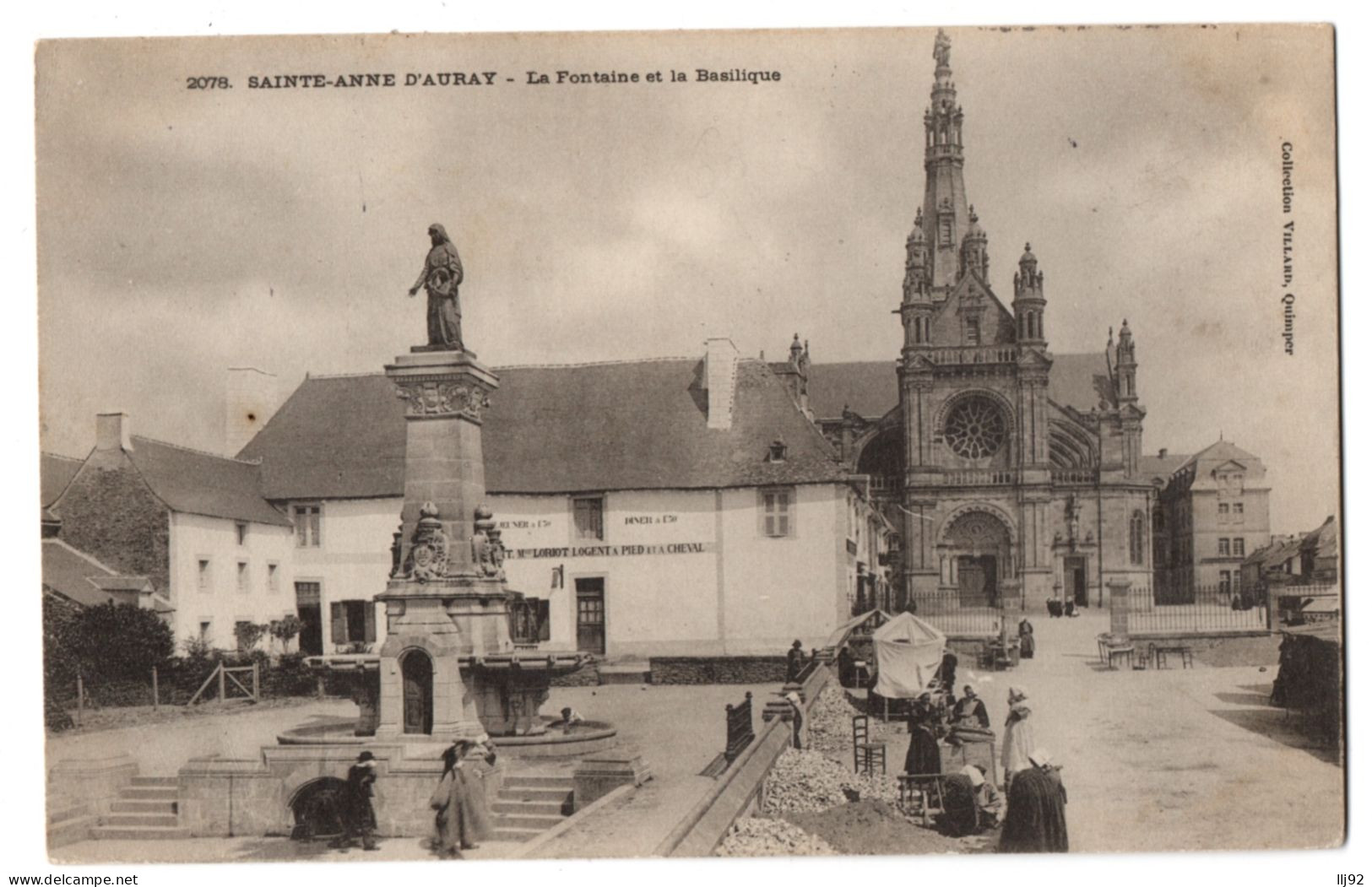 CPA 56 - SAINTE ANNE D'AURAY (Morbihan) - 2078. La Fontaine Et La Basilique. Ed. Villard - Sainte Anne D'Auray