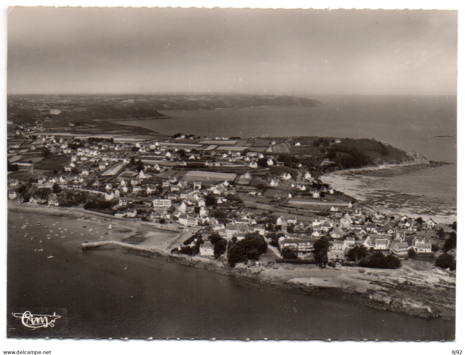 CPSM GF 29 - LOCQUIREC (Finistère) - 81-11 A. Vue Aérienne De La Pointe De Locquirec. Ed. Combier - Locquirec