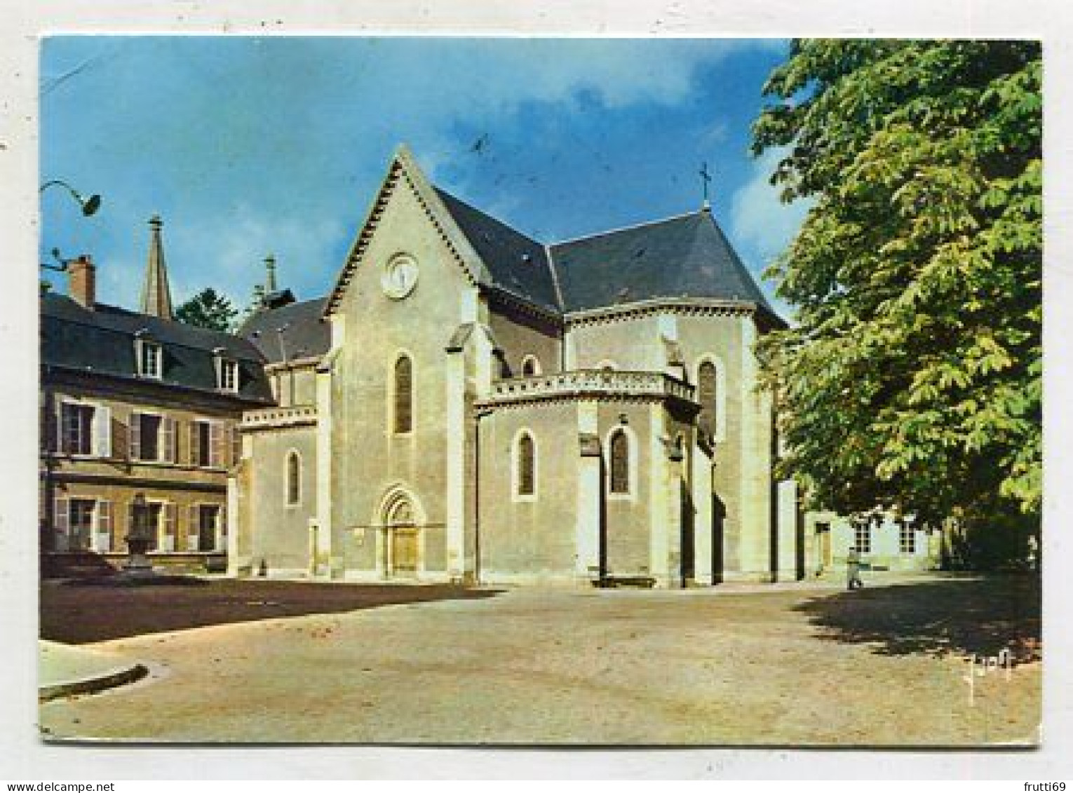 AK 213892 CHURCH / CLOISTER ... - Nevers / Nièvre - Couvent Saint-Gildard - Église Extérieure - Churches & Convents