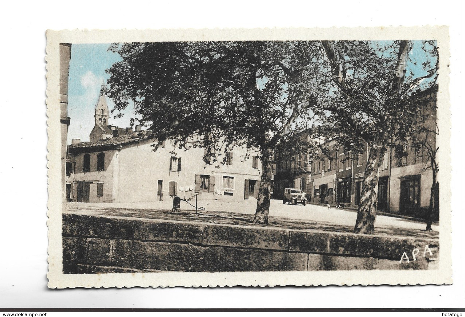 CPA DPT 82 MONTCLAR DE QUERCY, PLACE DE LA MAIRIE ET CLOCHER - Montclar De Quercy