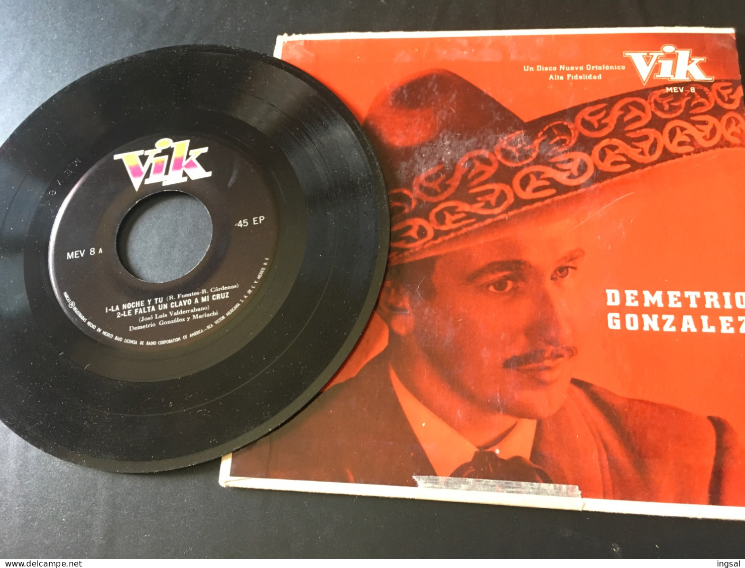 DEMETRIO GONZALES Y MARIACHI ……..” LA NOCHE Y TU “…..” LA CAMA DE PIEDRA “      VIK Records - Sonstige - Spanische Musik