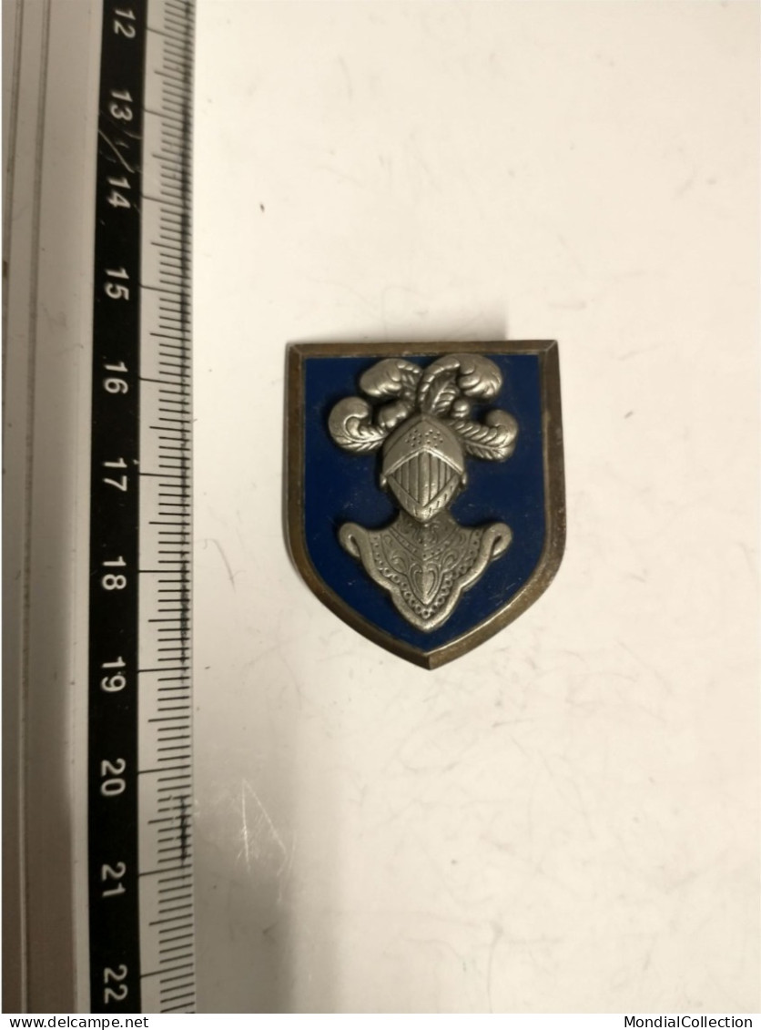 Insigne EAABC Saumur - Ecole D' Application De L' Arme Blindée Cavalerie ATLAS - Army