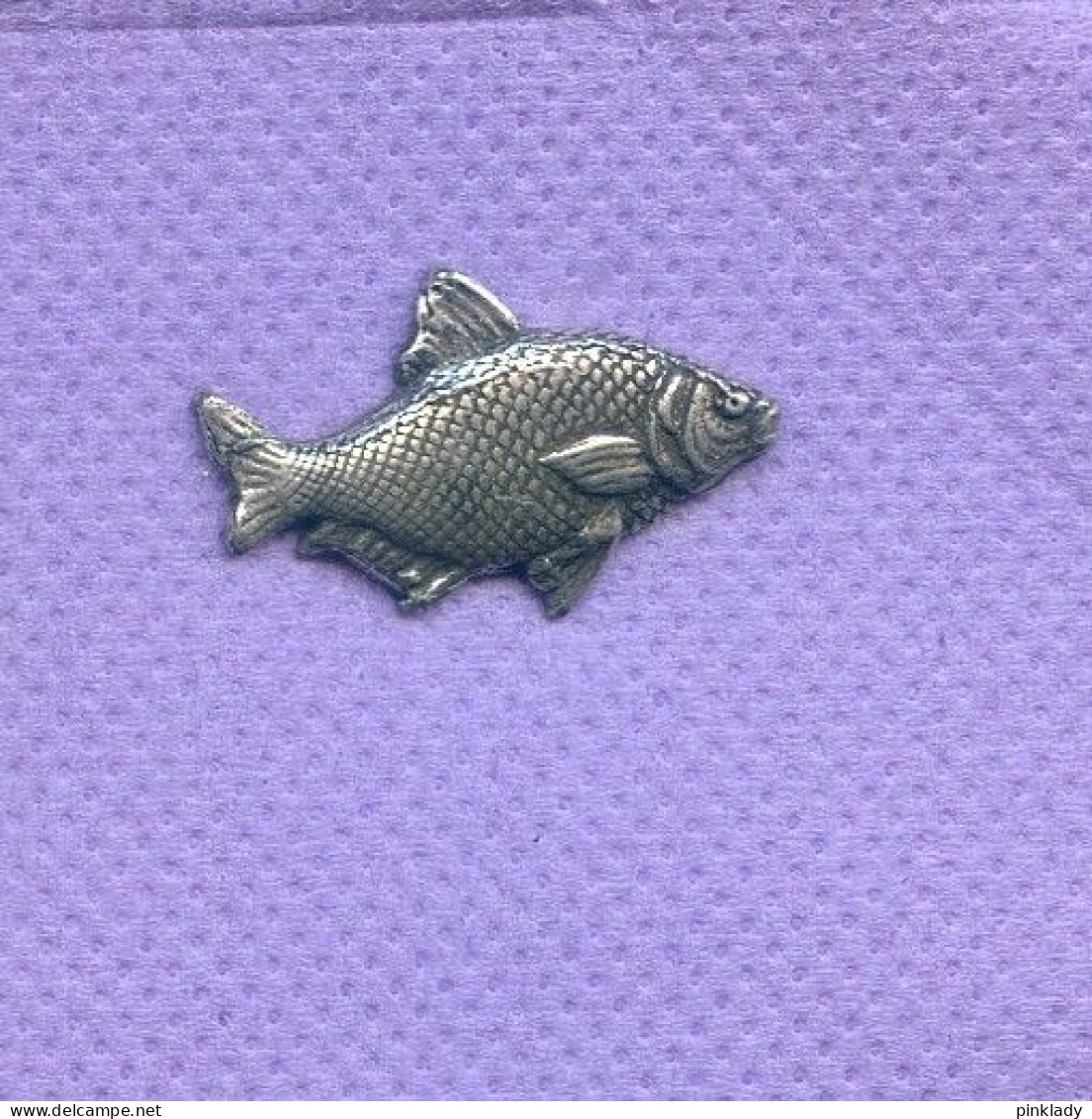 Rare Pins Poisson Breme Ou Gardon Carpe Ou Autre I503 - Animali