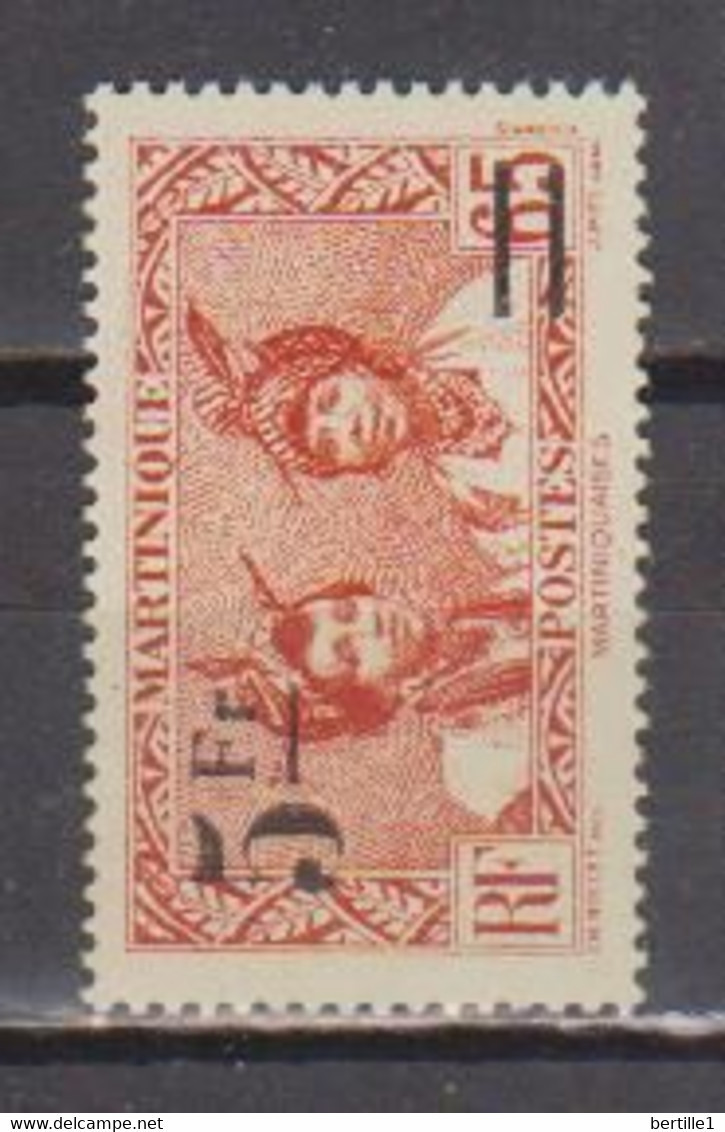 MARTINIQUE      N° YVERT  223  NEUF SANS CHARNIERES  (NSCH 2/33 ) - Unused Stamps
