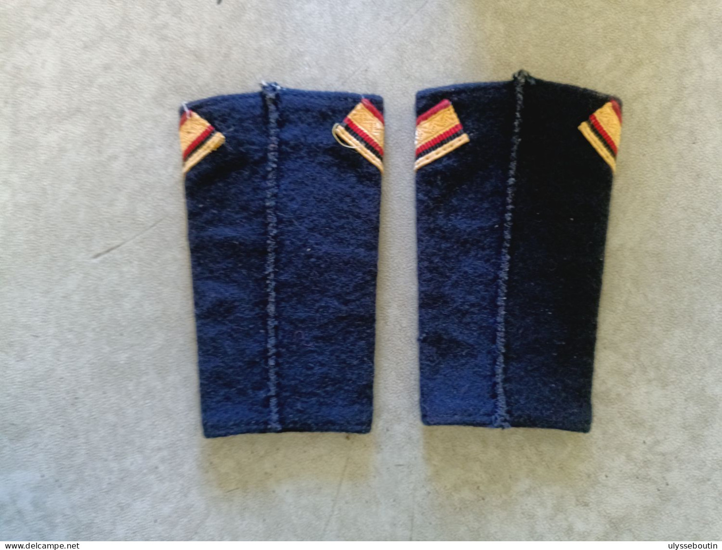 Insigne Tissu Militaire Fourreaux Troupes De Marine. - Blazoenen (textiel)