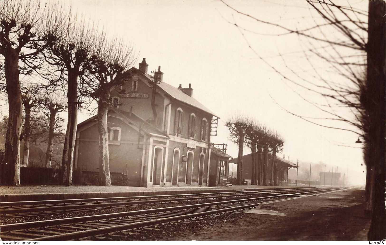 Chantenay St Imbert * Carte Photo * Intérieur De La Gare * Ligne Chemin De Fer - Andere & Zonder Classificatie