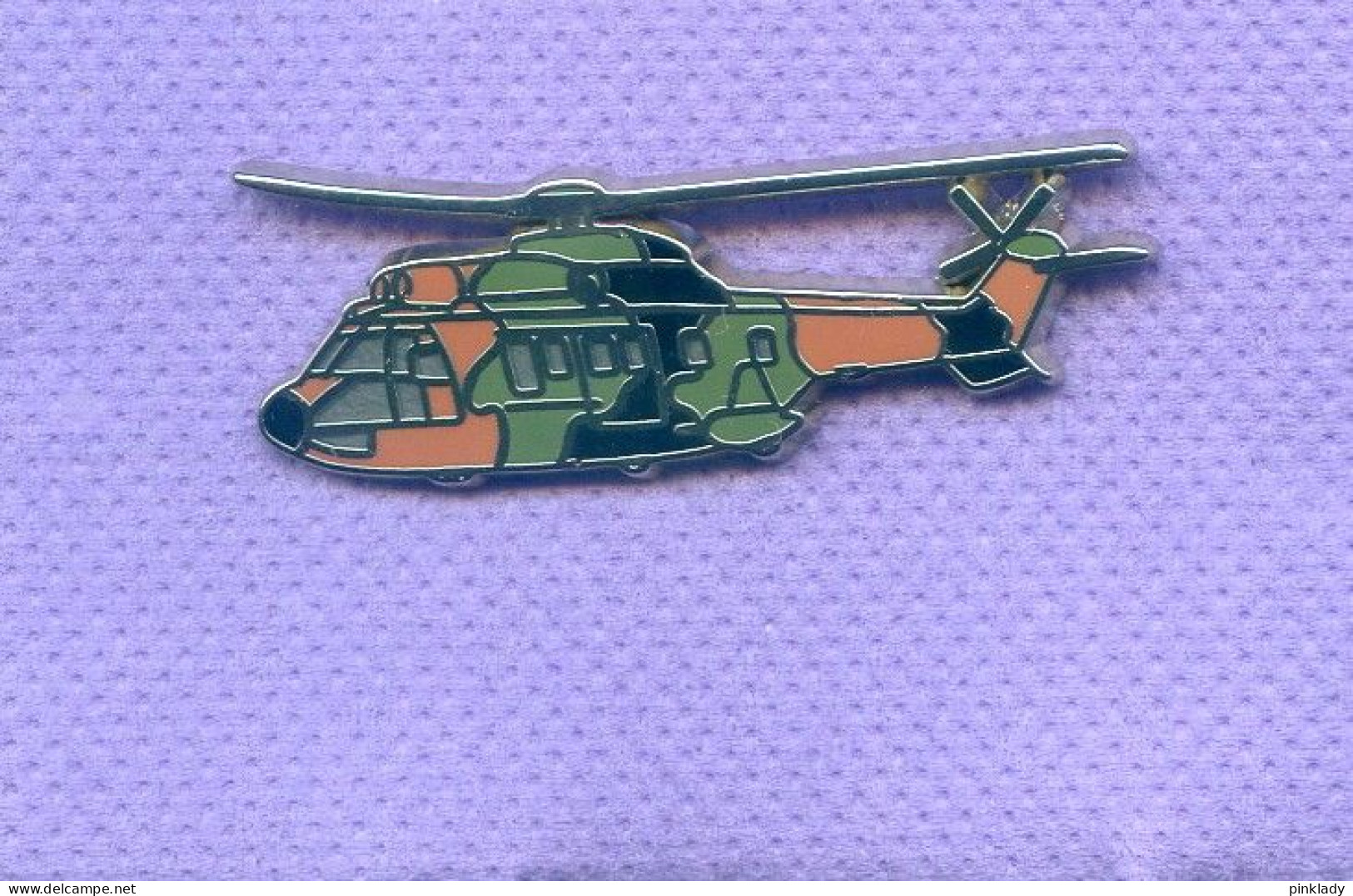 Superbe Pins Helicoptere Aerospatiale Militaire Zamac Boussemart I572 - Militari