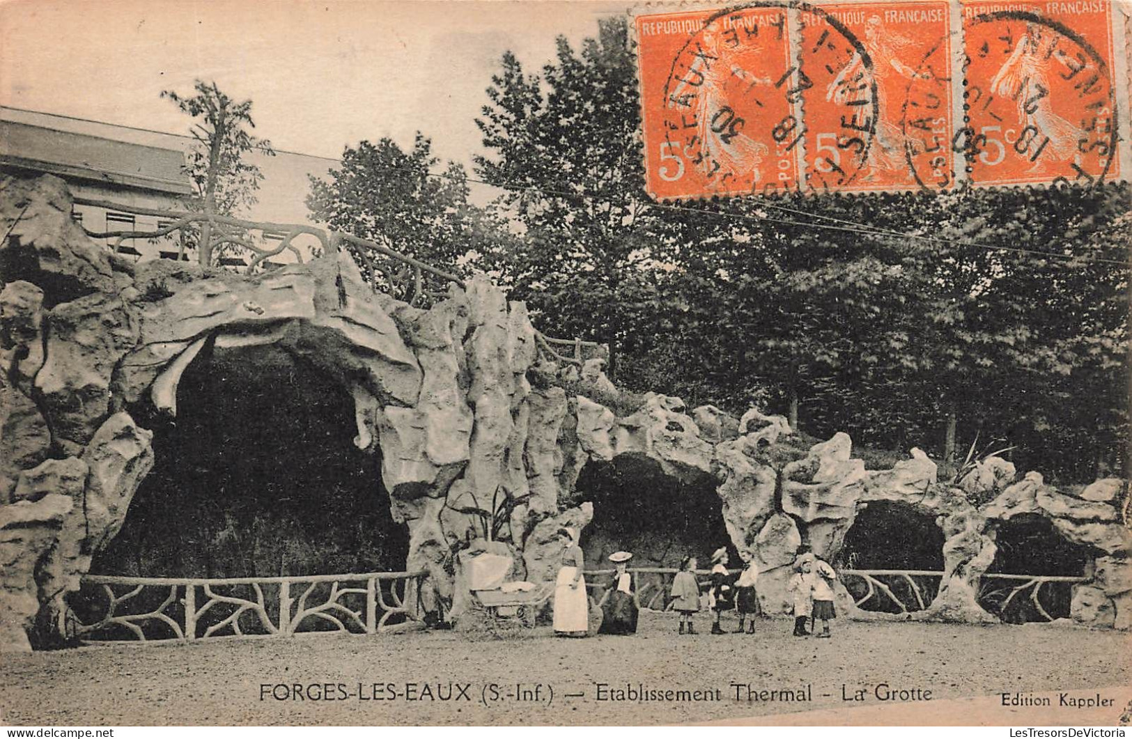 FRANCE - Forges Les Eaux - Etablissement Thermal - La Grotte - Animé - Carte Postale Ancienne - Forges Les Eaux