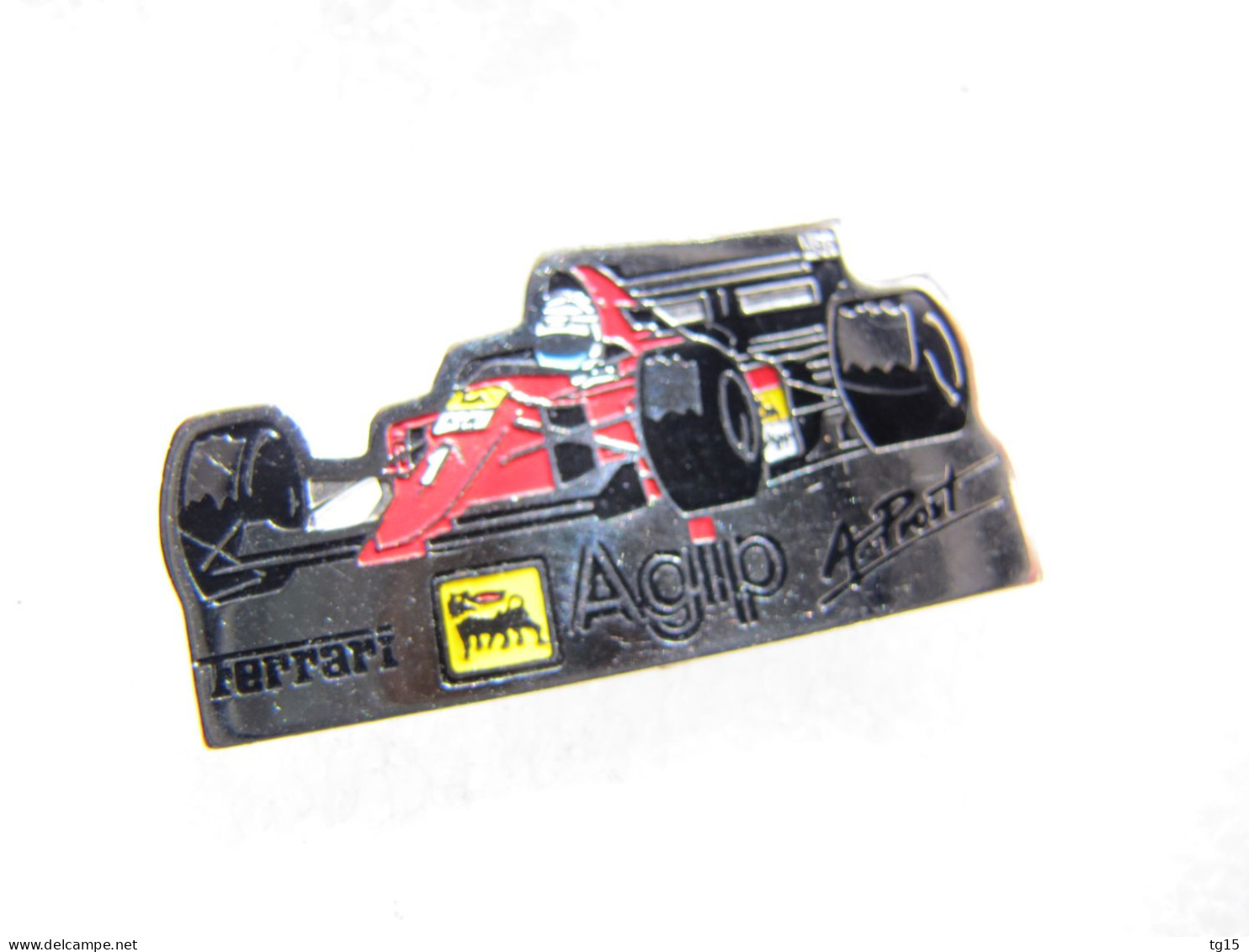 PIN'S    F 1  FERRARI  ALAIN PROST AGIP  Version  DIMO - Ferrari