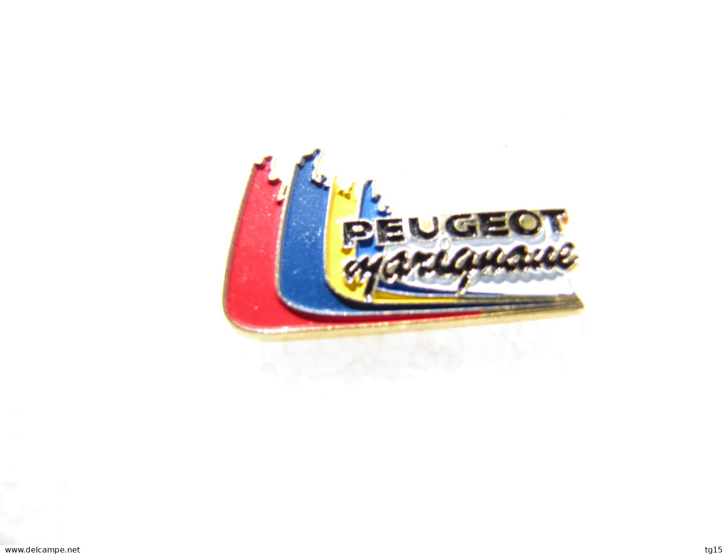 PIN'S    PEUGEOT  MARIGNANE - Peugeot