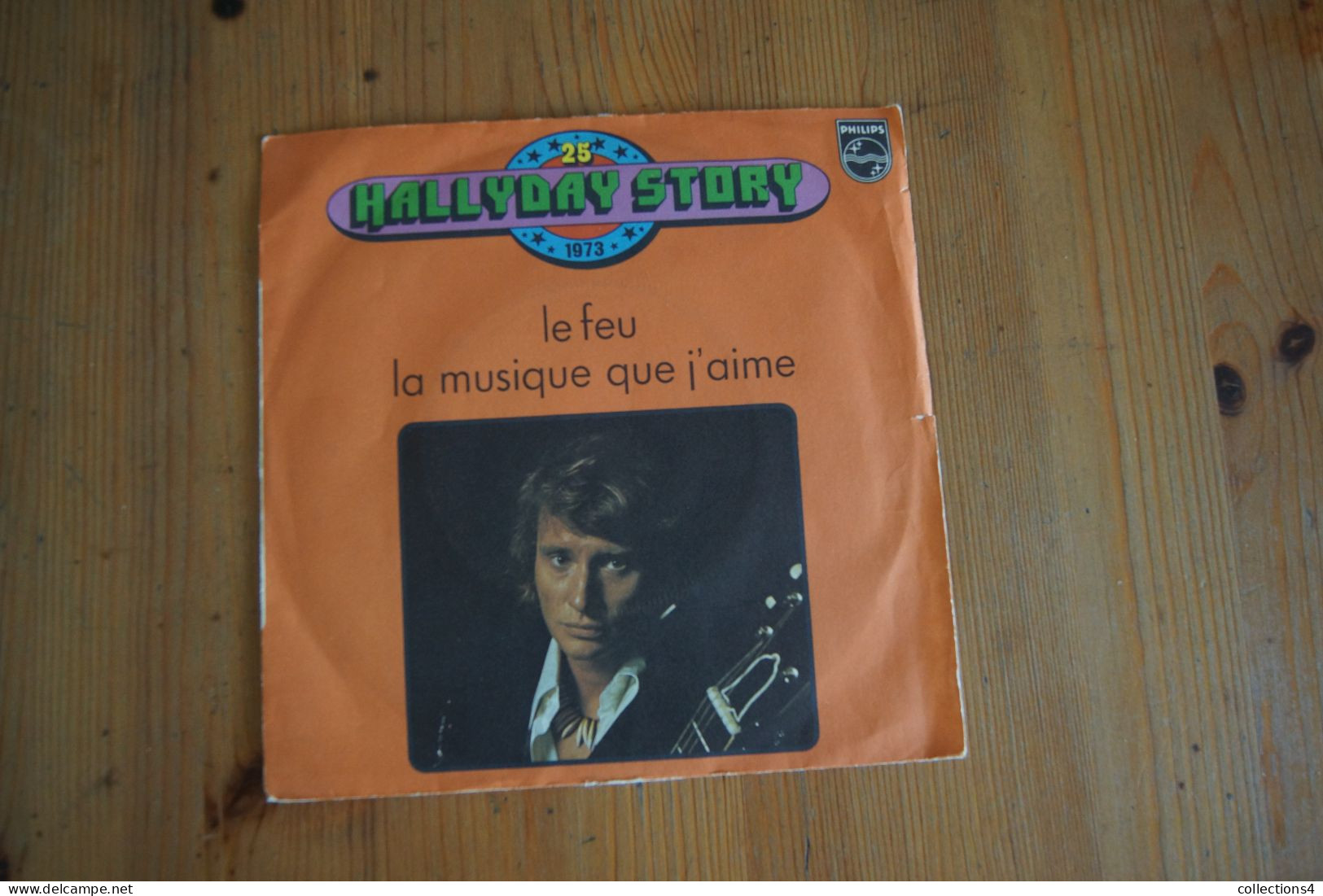 JOHNNY HALLYDAY LE FEU HALLYDAY STORY 1973 N° 25 SP 1974 VARIANTE LABEL BLEU - Rock