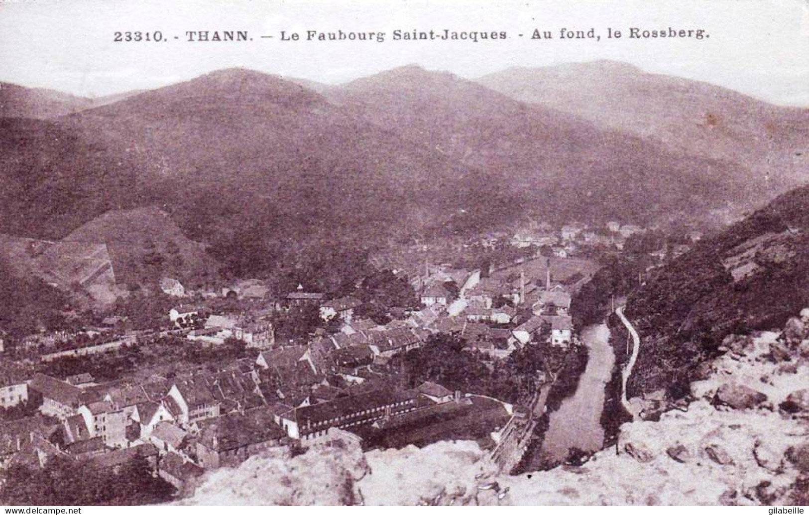 68 - Haut Rhin -  THANN - Le Faubourg Saint Jacques -  Au Fond Le Rossberg - Thann