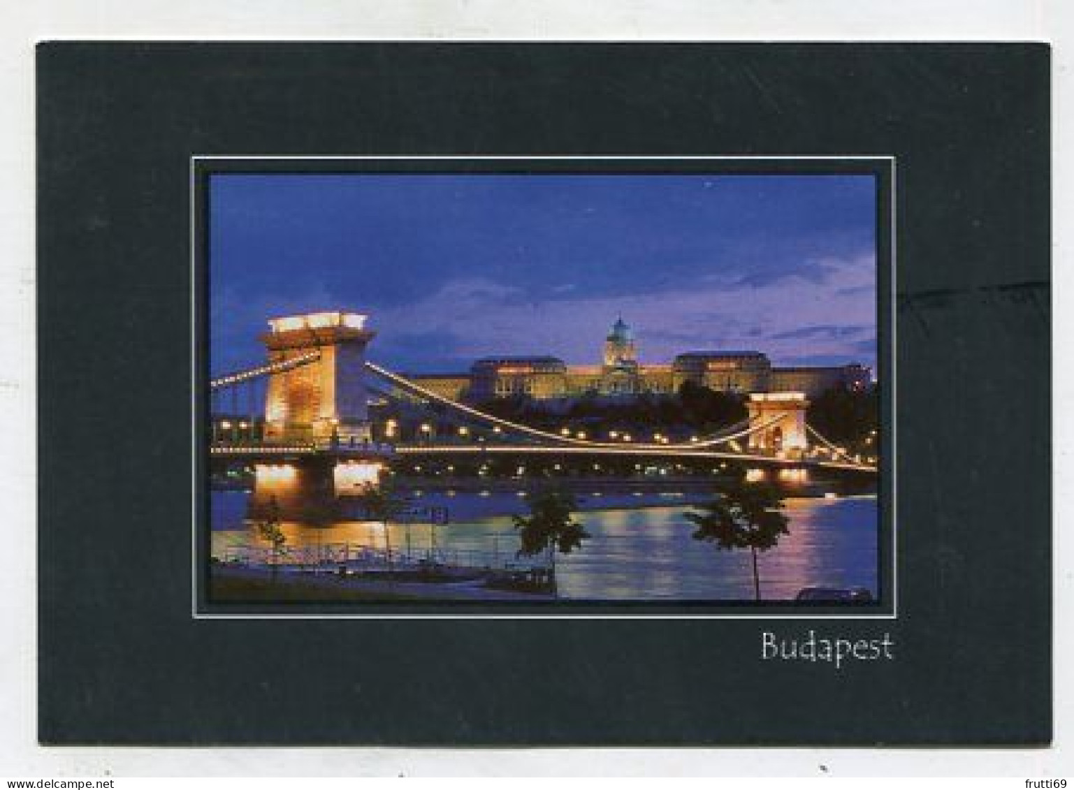 AK 213994 HUNGARY - Budapest - Chain Bridge - Hungría