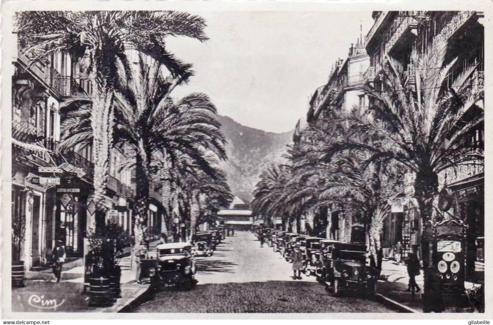 83 - Var -   TOULON -  Avenue Colbert - Toulon