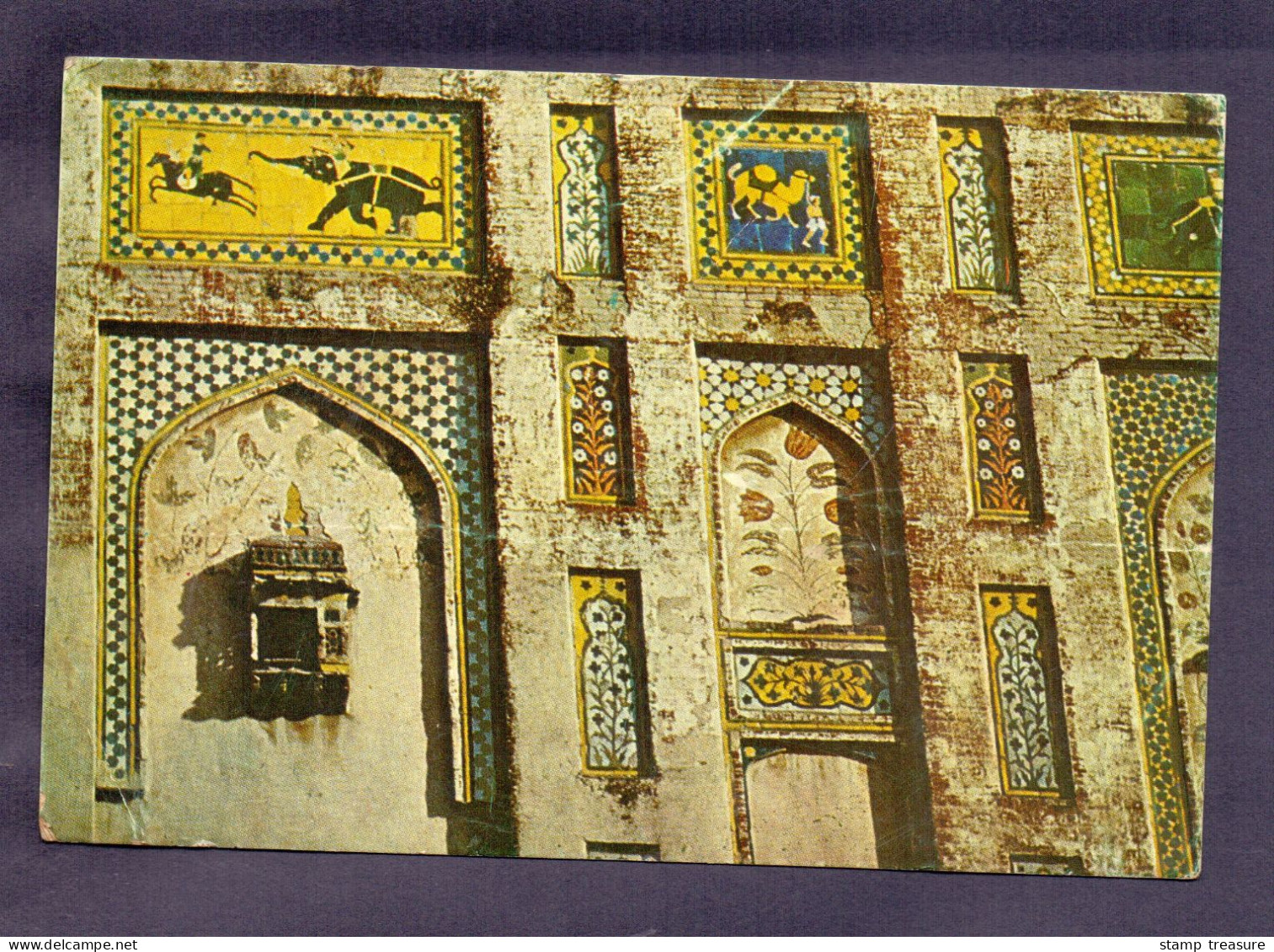PAKISTAN POSTCARD PIA , PAKISTAN INTERNATIONAL AIRLINES * The Great Wall Of Lahore Fort - 1946-....: Era Moderna