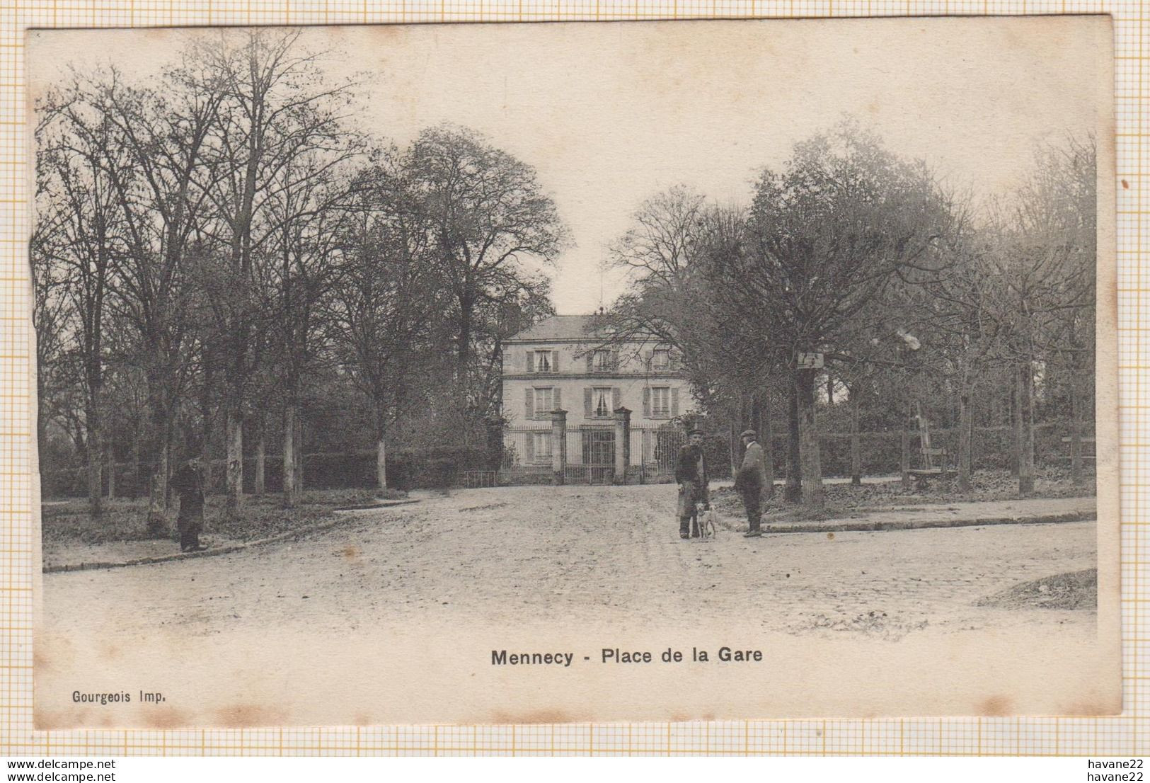 8AK3492 MENNECY. PLACE DE LA GARE 2 SCANS - Mennecy