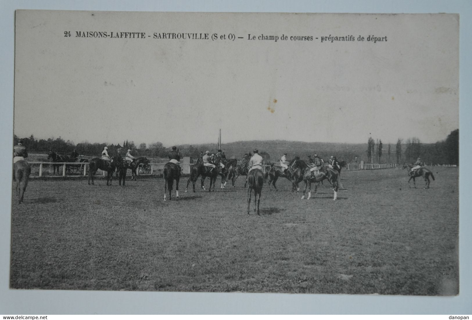 Lot 20 cpa 100% France - Animées, cartes rares. Belles cartes, toutes en photos, pas de mauvaises surprises - BL44