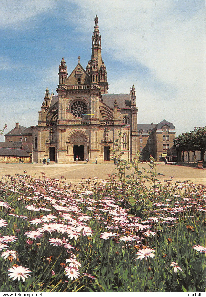 56-SAINTE ANNE D AURAY-N°4167-B/0205 - Sainte Anne D'Auray