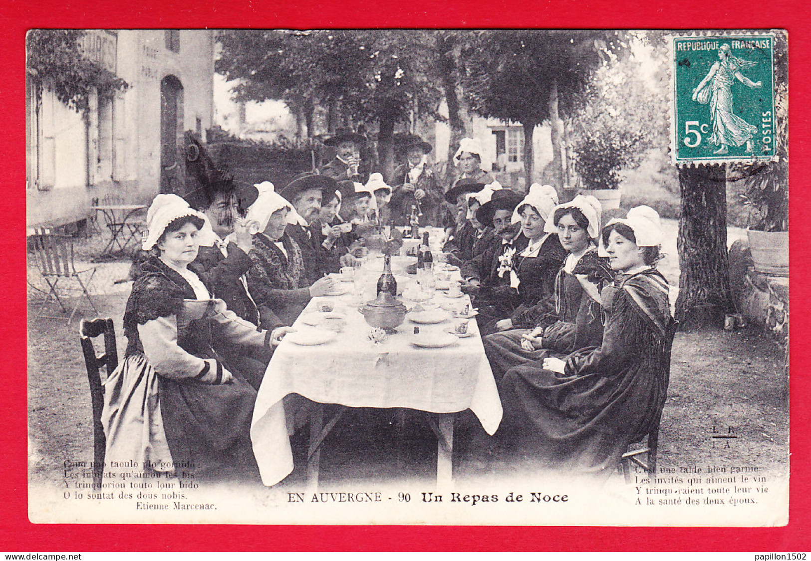 F-Auvergne-55P96  Un Repas De Noce, Belle Animation, Cpa BE - Auvergne