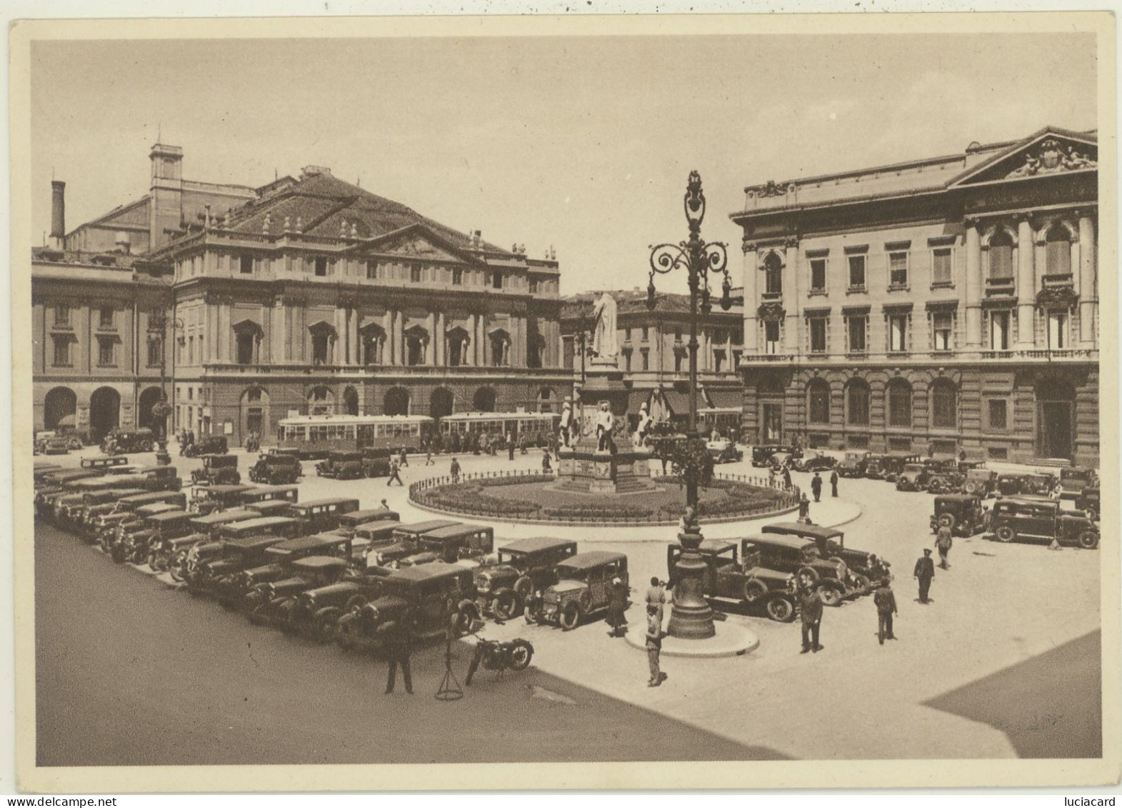 MILANO -TRAM E AUTO D'EPOCA - Milano (Mailand)