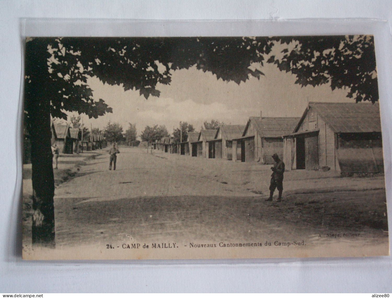 CPA  GUERRE  14/18  --  CAMP  DE  MAILLY - Barracks