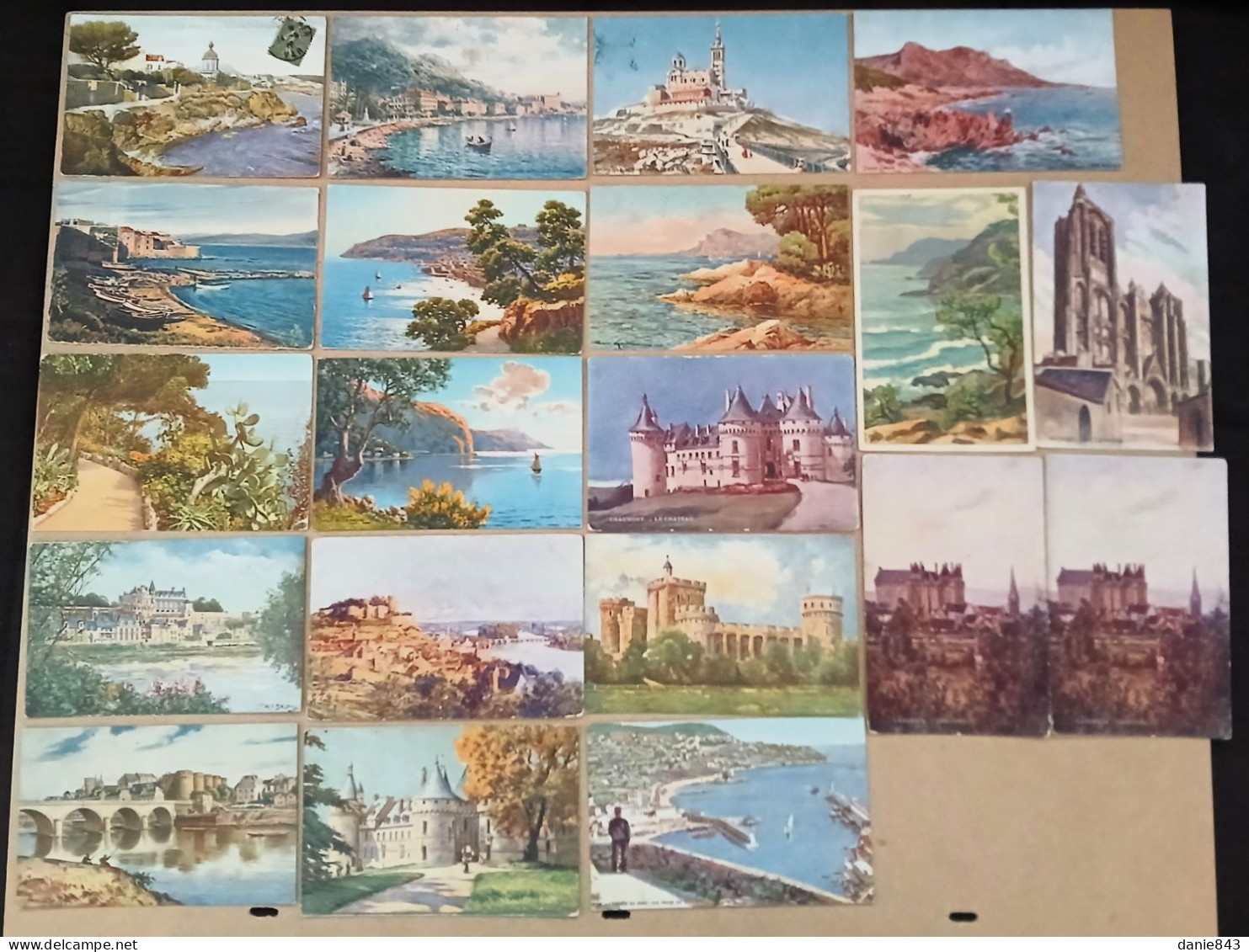 Lot De 20 CPA  ILLUSTRATEURS - Vue Principalement De La Côte D'Azur Et Chateaux De La Loire, Quelques-une Sont Signées - - 5 - 99 Cartes