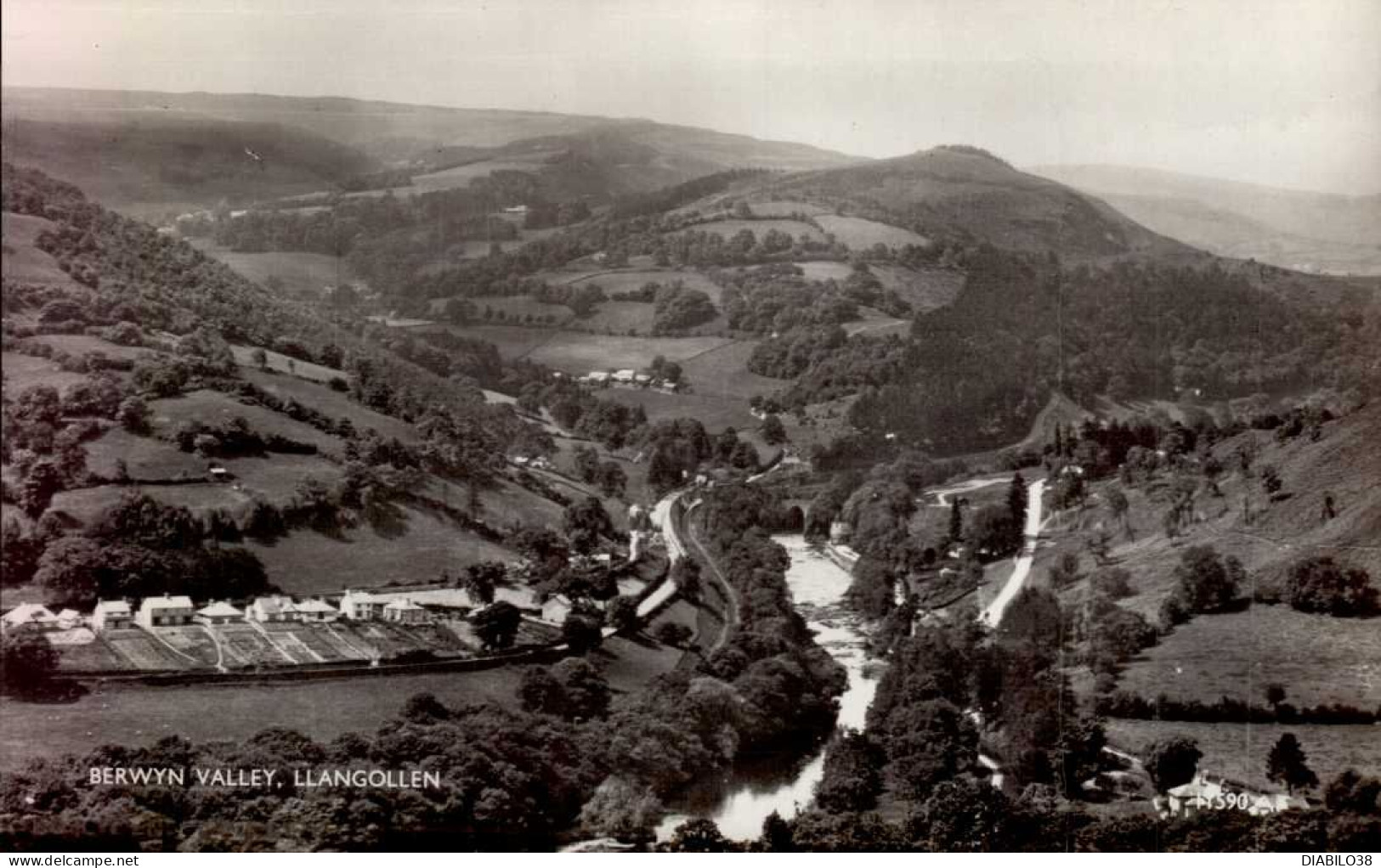 LLANGOLLEN    ( ROYAUME UNI  _ PAYS DE GALLES )  BERWYN VALLEY - Other & Unclassified