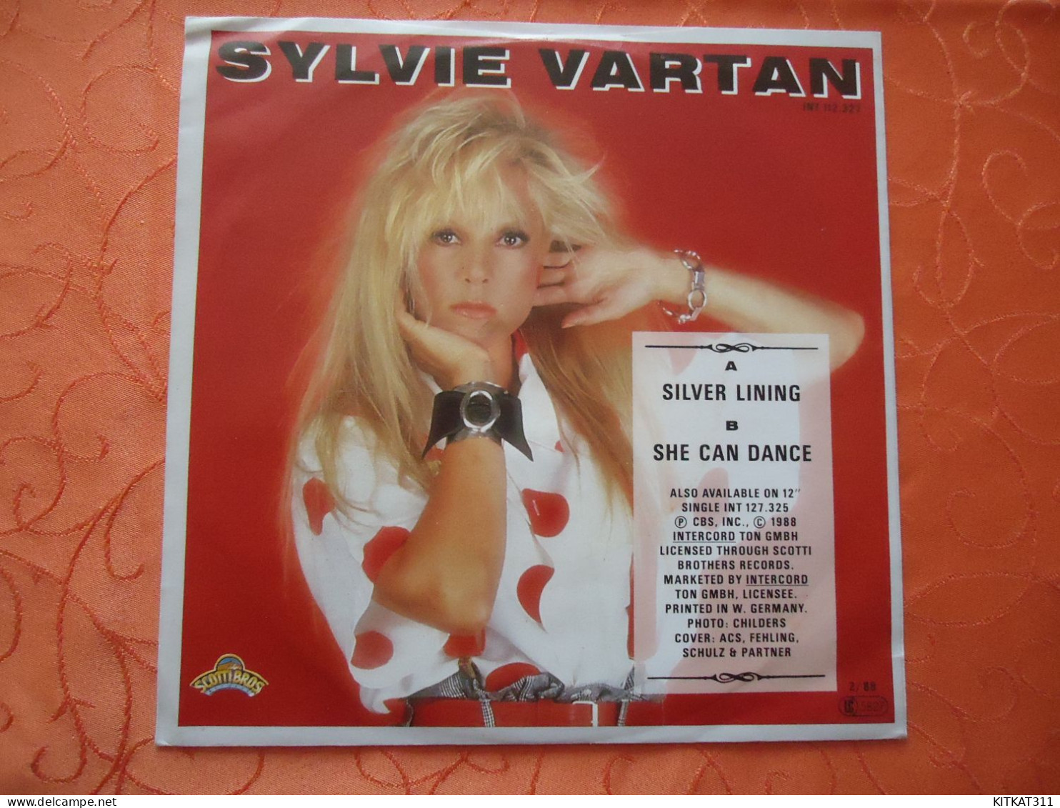 45 T SYLVIE VARTAN  1988 SCOTTI BROS-2 TITRES - Otros & Sin Clasificación