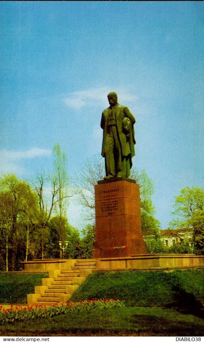 KIEV   ( UKRAINE )  MONUMENT TO TARAS SHEVCHENKO - Ukraine