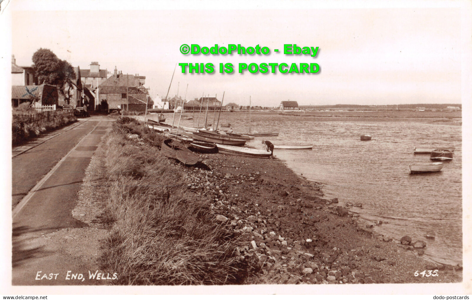 R427200 Wells. East End. The R. A. Postcards. RP. 1953 - Welt