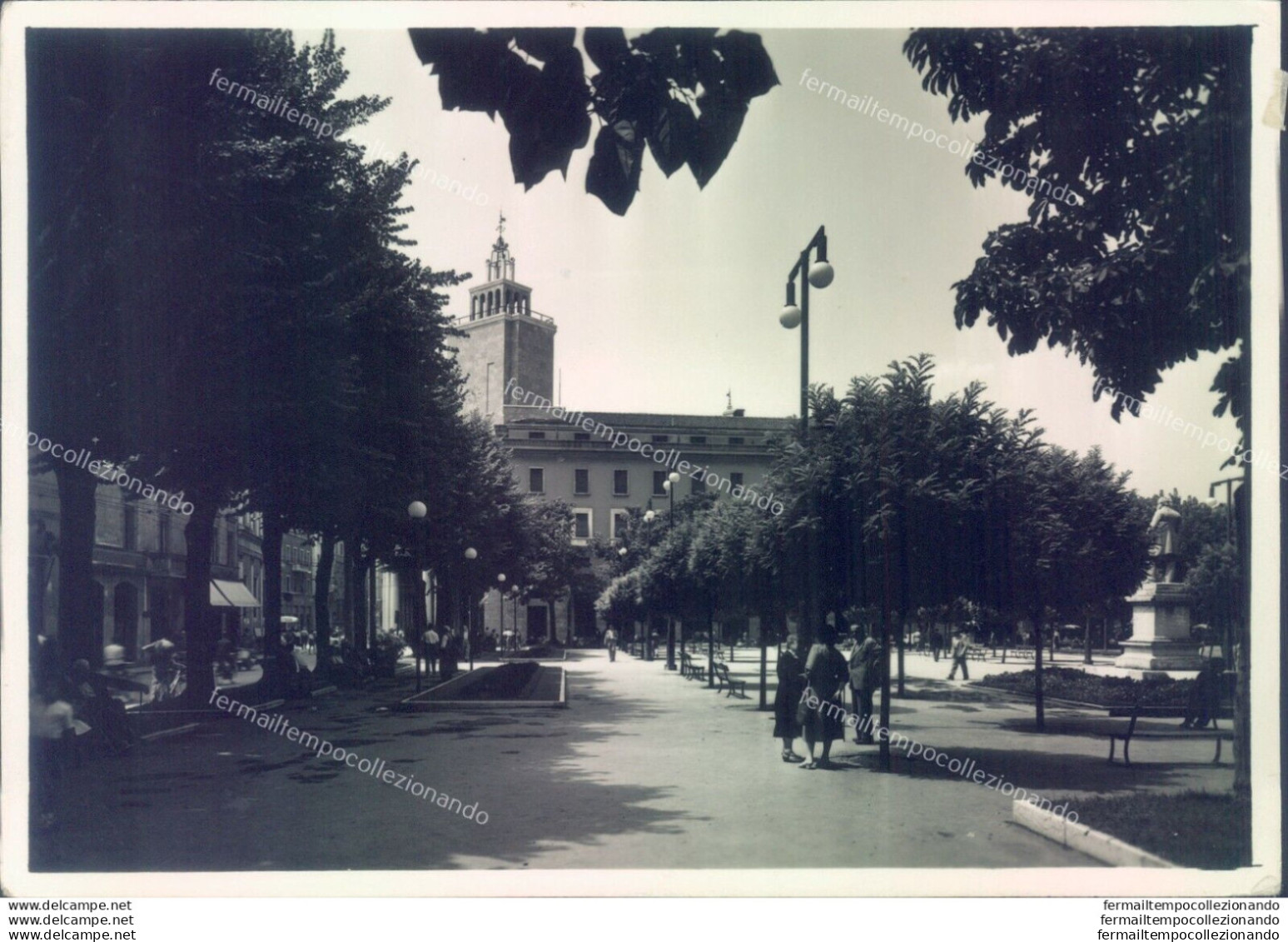 I657  Bozza Fotografica Cremona Citta'  Giardini E Galleria - Cremona