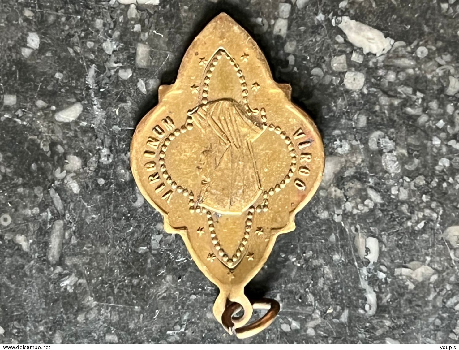 24WIL - Médaille Religieuse Virgo Viroinum - Autres & Non Classés