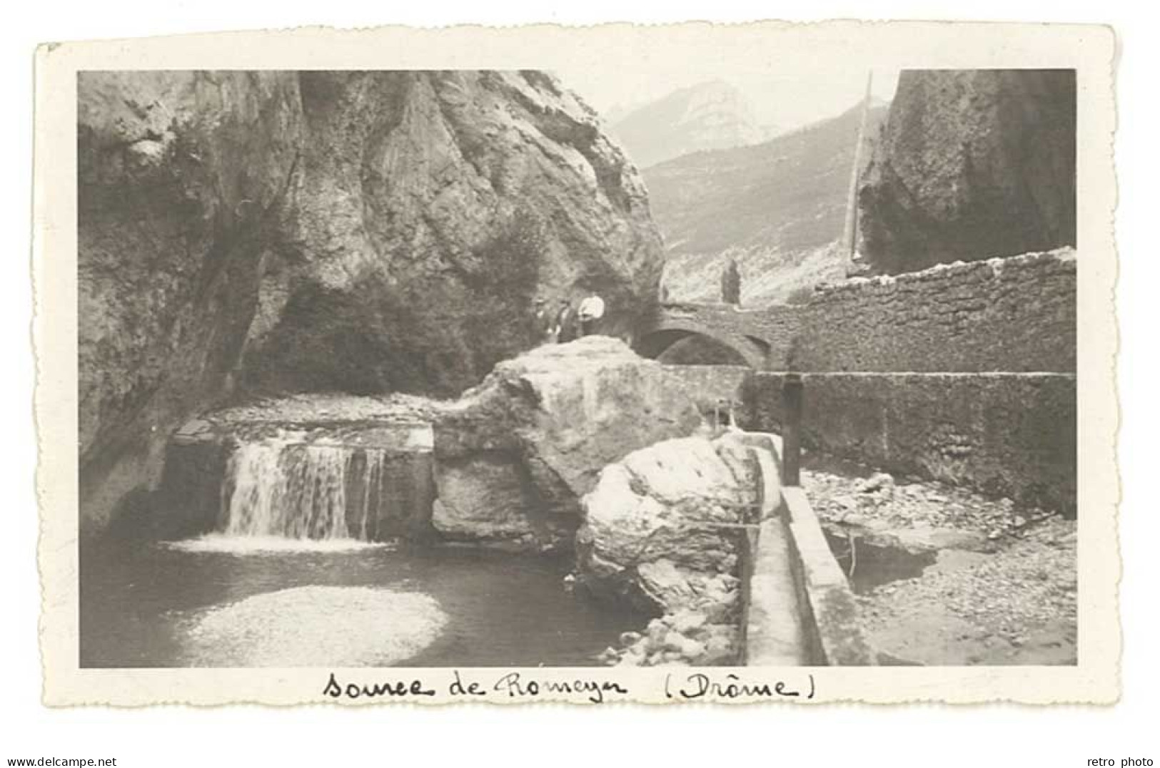 Photo Source De Romeyer ( Drôme ) - Lieux