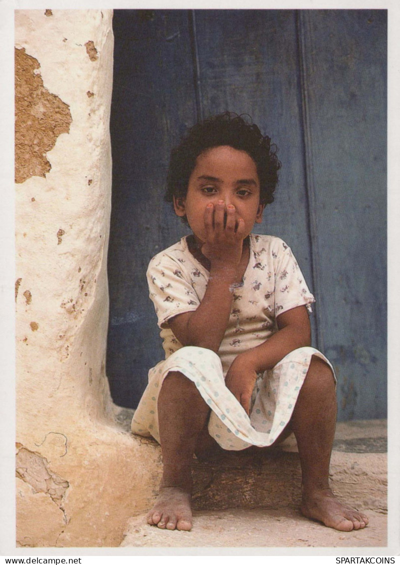 ENFANTS Portrait Vintage Carte Postale CPSM #PBU810.FR - Portraits