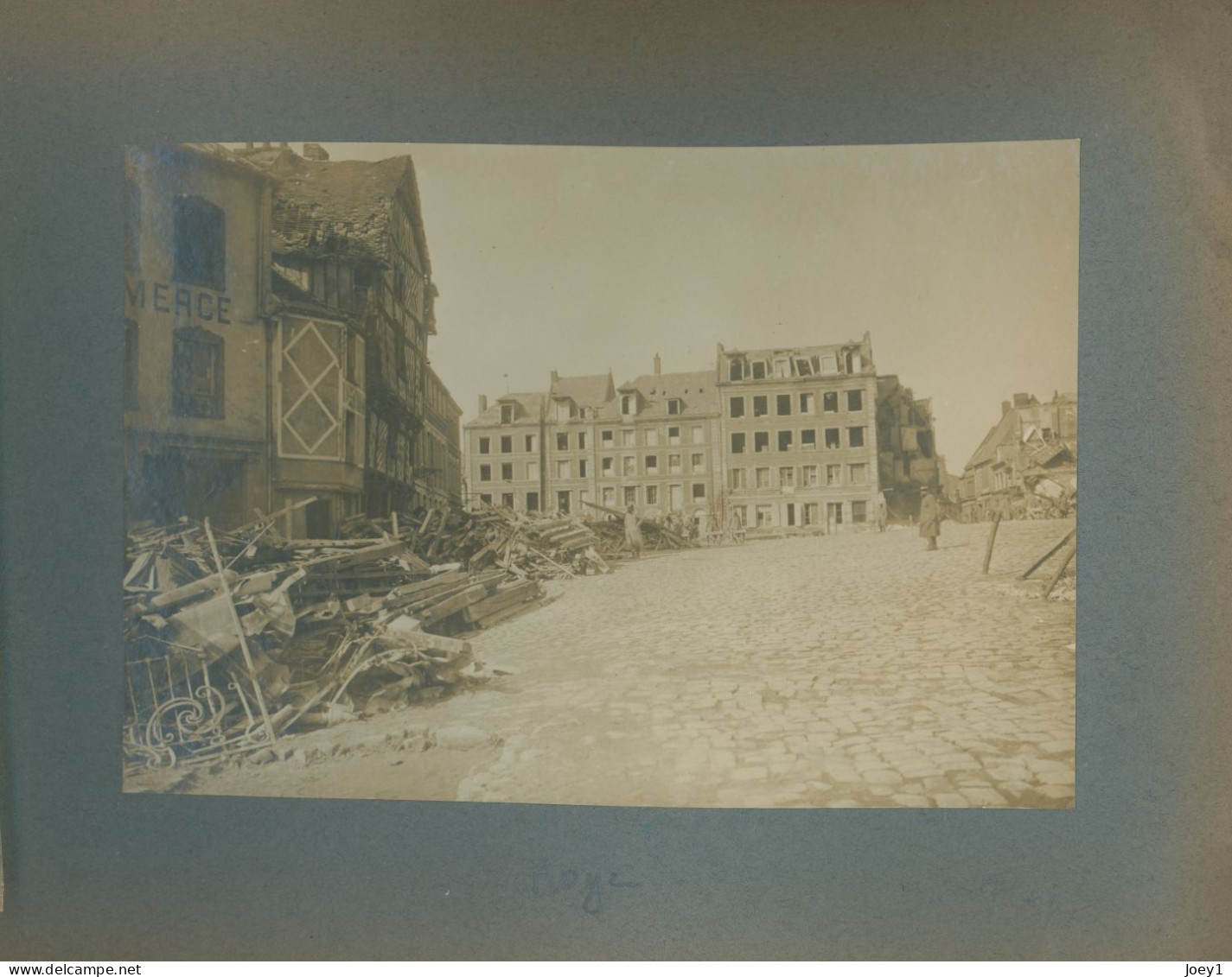 Bel Album Première Guerre Mondiale, Ville Et Lieux Bombardés Identifiés,28 Photos - Alben & Sammlungen