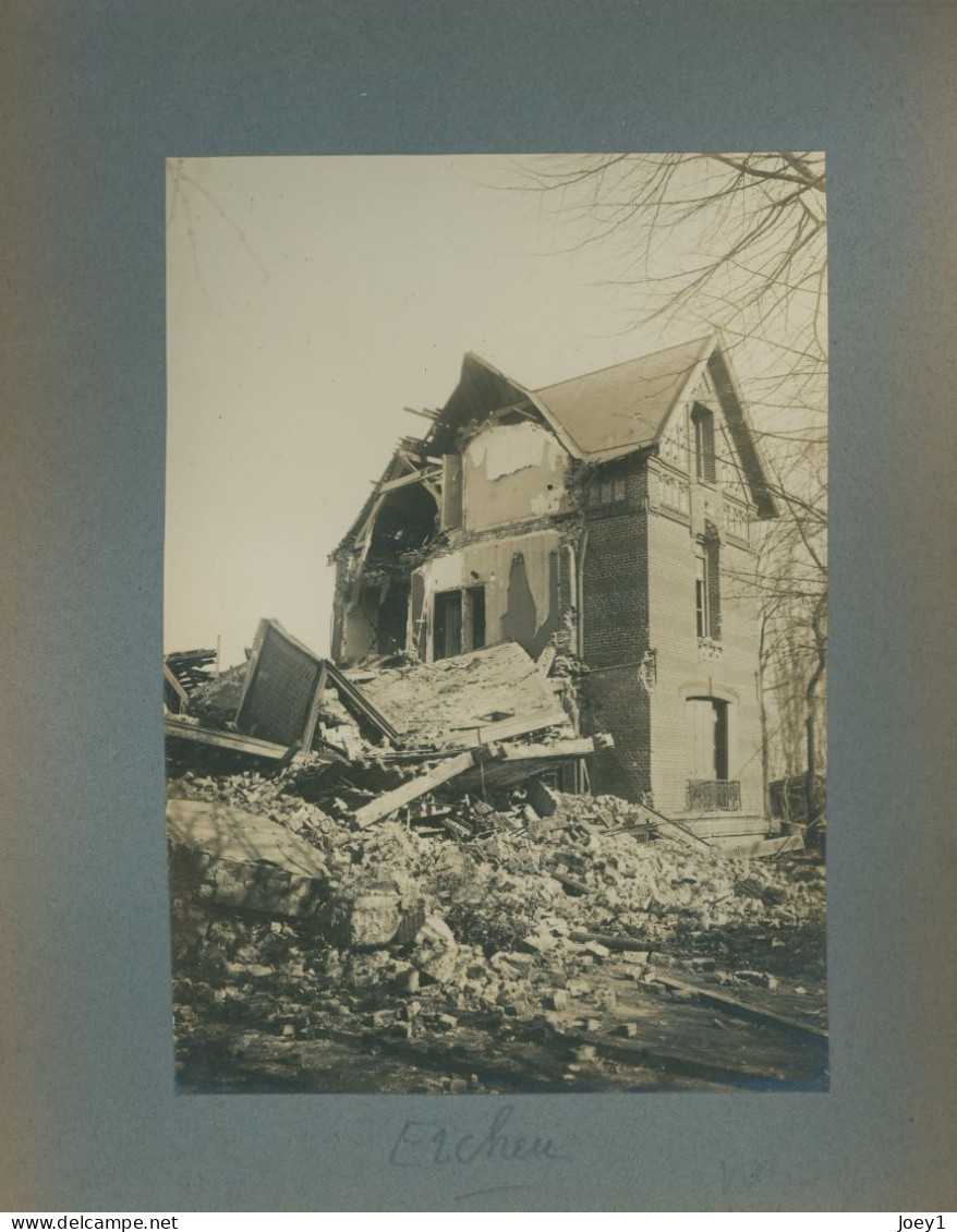 Bel Album première guerre mondiale, ville et lieux bombardés identifiés,28 photos