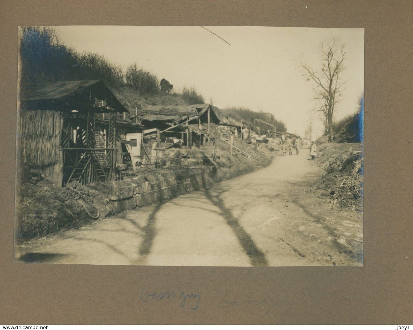 Bel Album première guerre mondiale, ville et lieux bombardés identifiés,28 photos