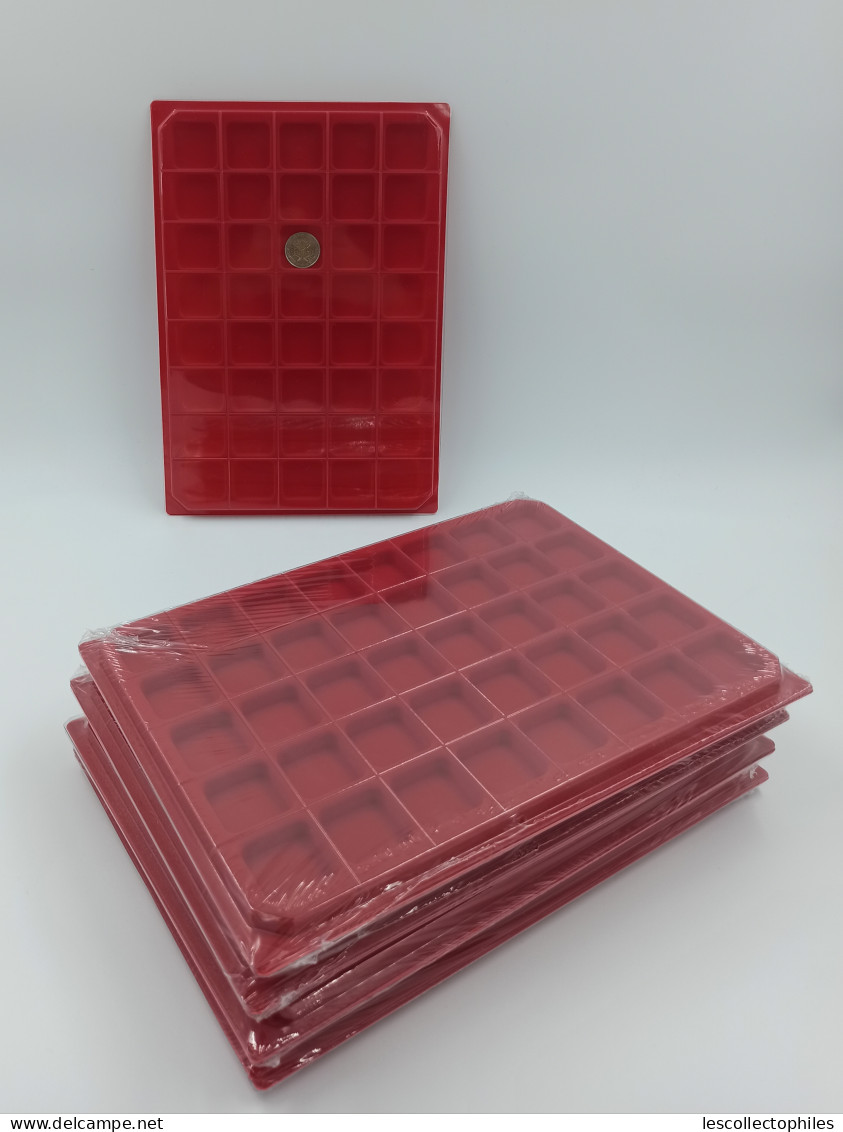 LOT 50 BOX - COLLECTEURS - PLATEAUX VELOURS POUR PIECES DE MONNAIE - 40 CASES CARREES - AVEC COUVERCLE - Materiale