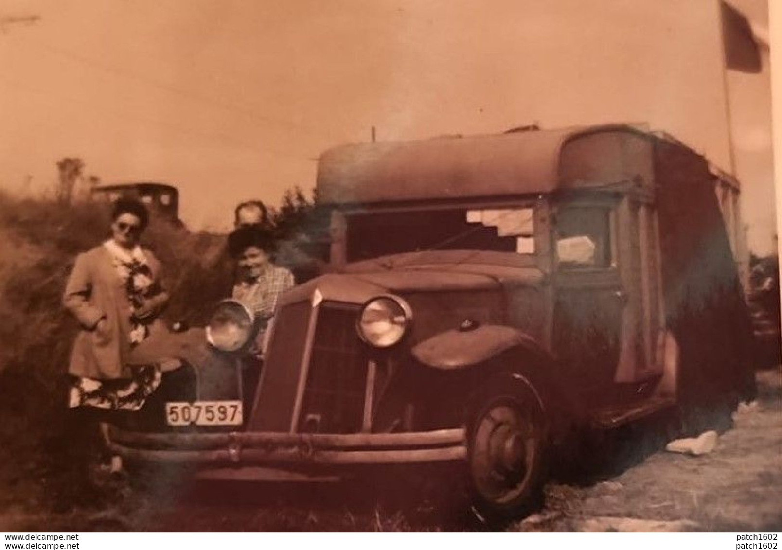 CAMIONNETTE RENAULT + REMORQUE BLANKENBERGE 1946 9/6 CM - Passenger Cars