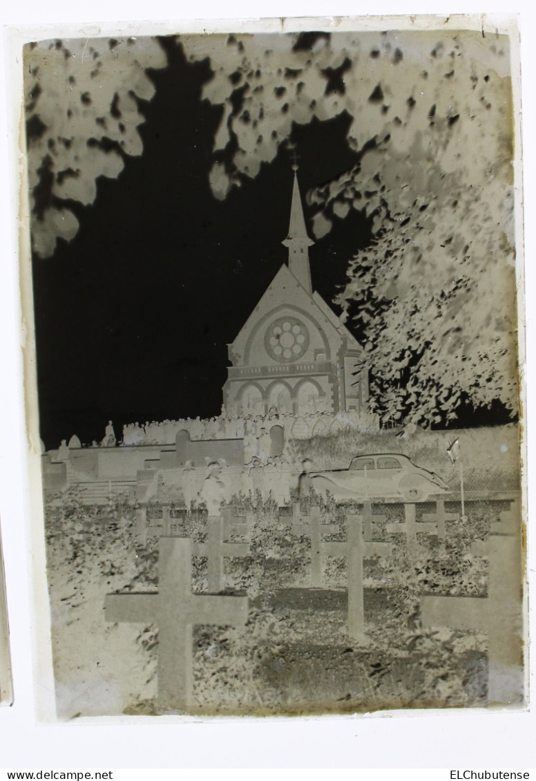 Lot plaques verre négatifs cérémonie Cimetière militaire Beaumont-Hamel Hébuterne - famille tracteur Somme années 1930